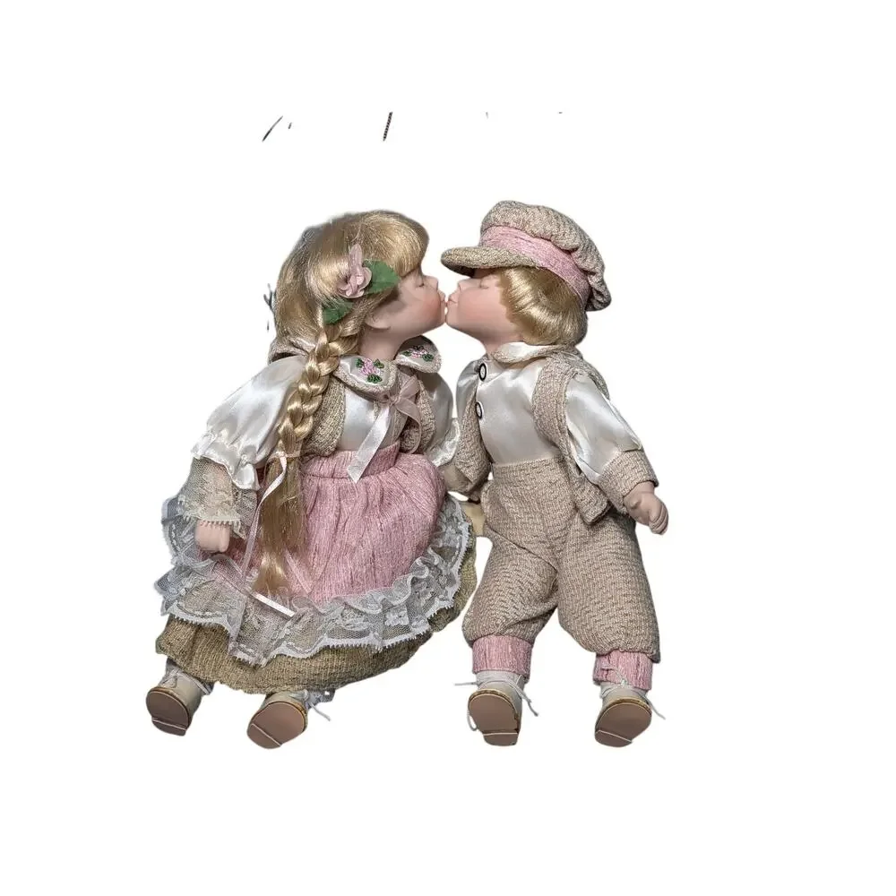 GOLDENVALE Porcelain Kissing Doll Couple Hanging Swing 1 3000 Limited READ